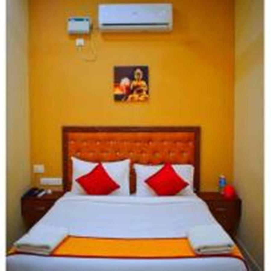 Villa Montecarlo Pondicherry Bagian luar foto